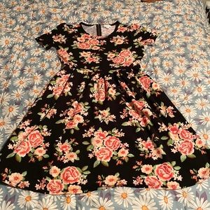 Womens dress size large